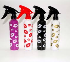 Rociador de plástico besos